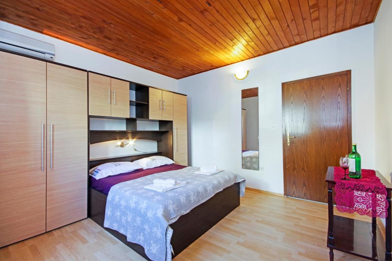 Apartmani ANDRIJA Živogošće Buitenkant foto